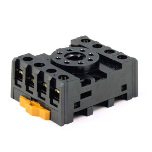 Pin Relay Socket with Retaining Clip